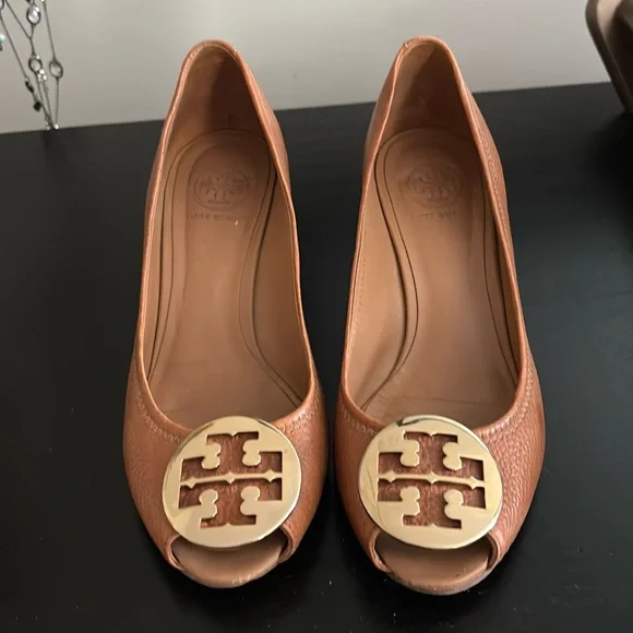 Tory Burch peep toe wedges - Picture 1 of 4